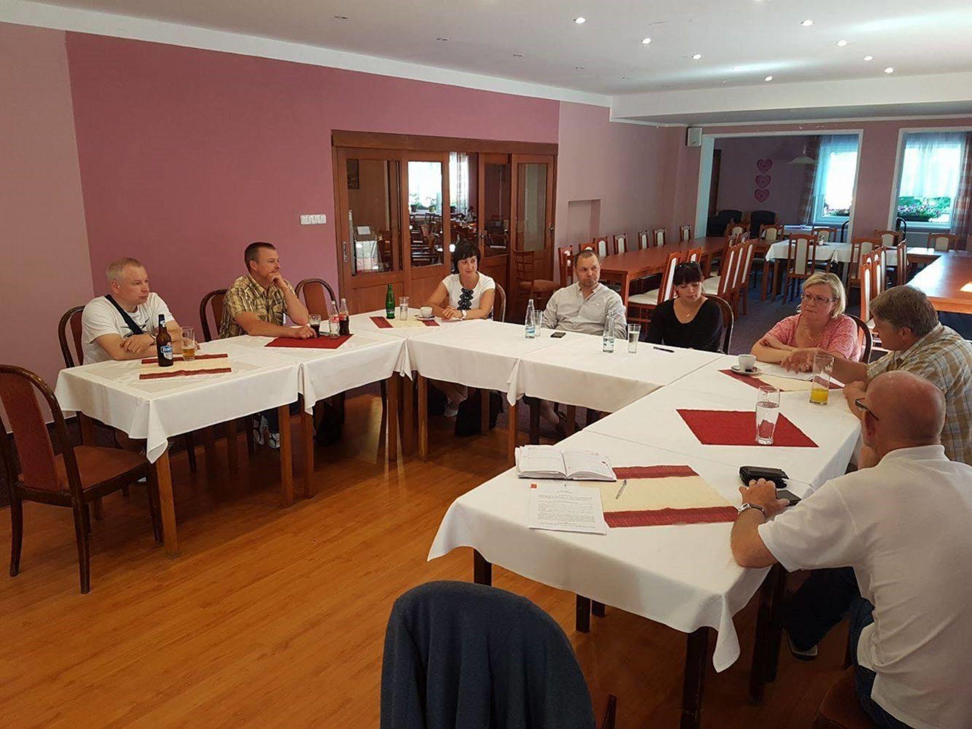 Hotel Zatisi Františkovy Lázně Zewnętrze zdjęcie